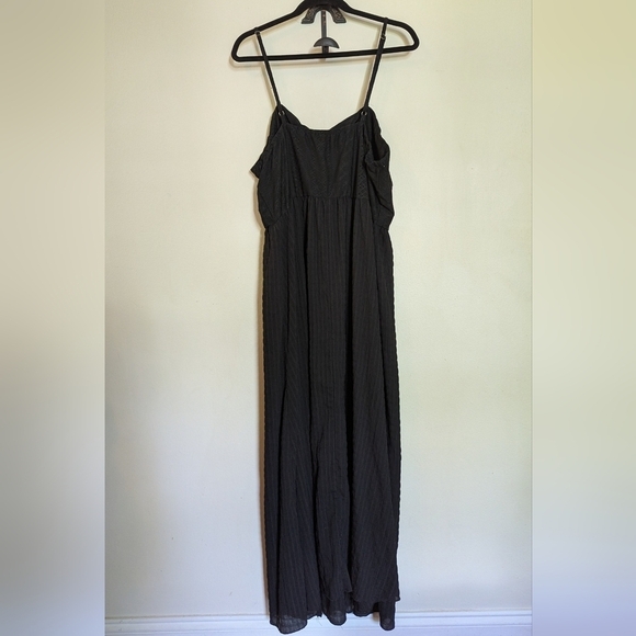 Shein Curve Black Embossed Maxi Dress with Cutout Women's Size 4X - Picture 2 of 5